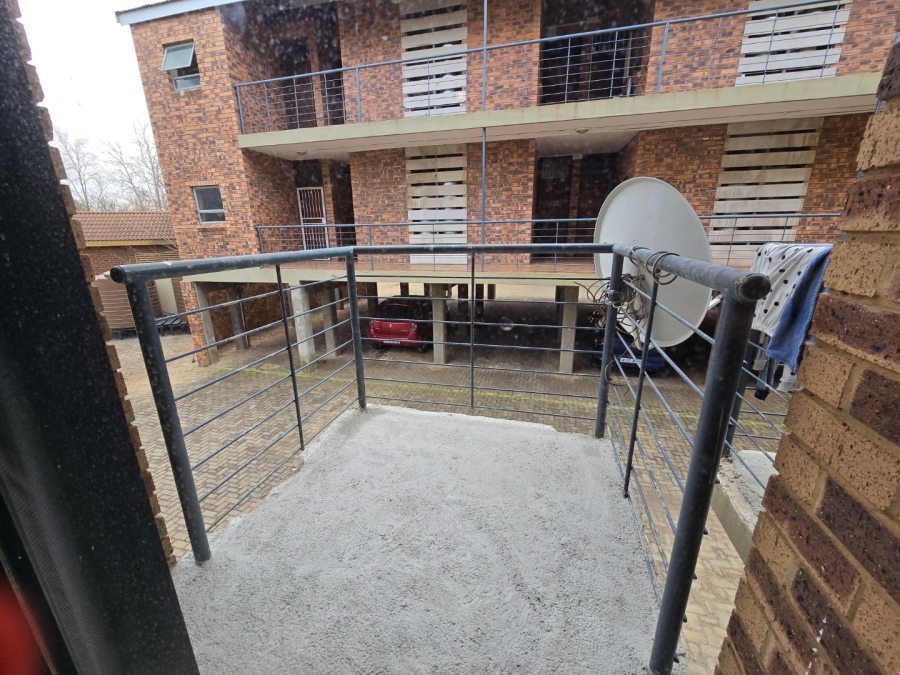 To Let 1 Bedroom Property for Rent in Dassie Rand North West